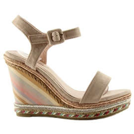 Espadriller med en pastel kile Y5p beige