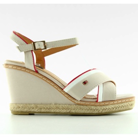 Kile sandaler Tomy 1234 beige