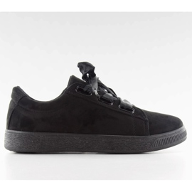 Sorte sneakers med satin snørebånd