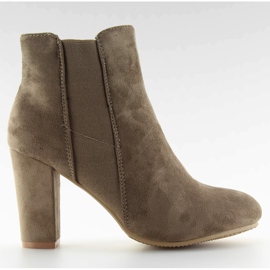 Støvler isoleret på hæle beige kaki