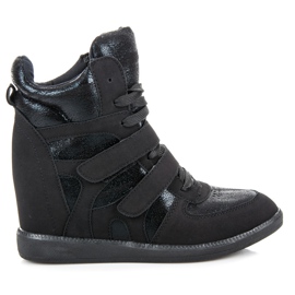Sneakers, sneakers sort