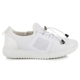 Hvide sneakers med en welt