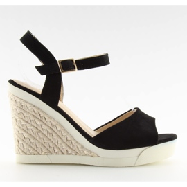 Sporty sorte kilesandaler