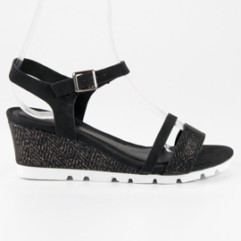 Ideal Shoes Sorte kile sandaler