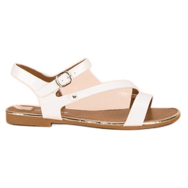 Hvidlakerede sandaler