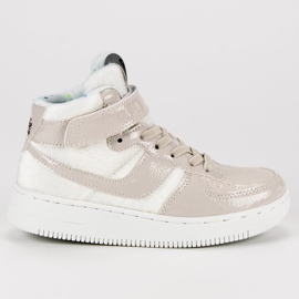 Kylie Børns sneakers grå