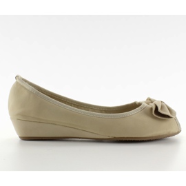 Ballerina på lave hæle 8550 beige