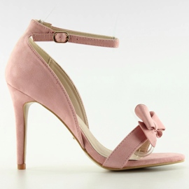 Sandaler på en høj hæl med bue 6101 pink lyserød