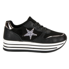 Moderigtige sneakers på platformen sort