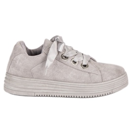 Lys grå sneakers i ruskind