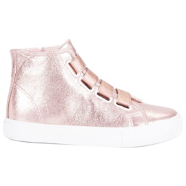Lyserøde sneakers over anklen