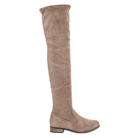 Beige musketerer