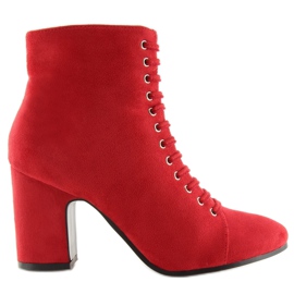 Røde SP03 Røde støvler på en stabil hæl