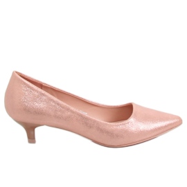 Pumps på en lav hæl pink B-36 Pink lyserød