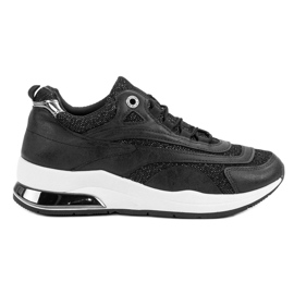 Moderigtige sorte sneakers