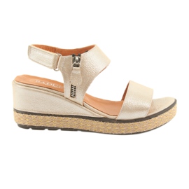 Kile sandaler Badura 4750 gylden cappuccino