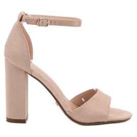 Ideal Shoes Komfortable højhælede sandaler brun