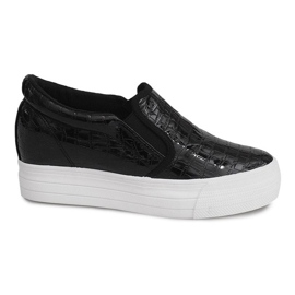 Lakerede sneakers på kile KB-125 sort