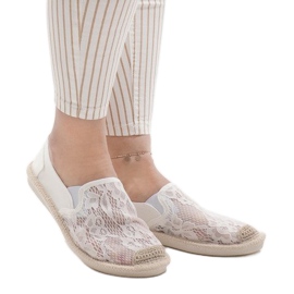 Hvide espadriller, jeans LS701