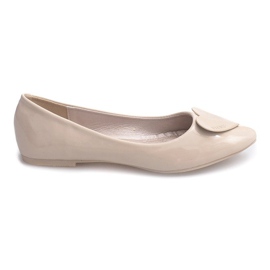 Lakeret ballerinaer med hjerter 4003 Beige