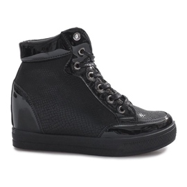 Sort lakerede sneakers på Snake wedge