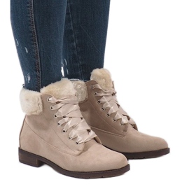 Isolerede beige snørestøvler C-7100
