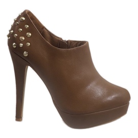 Kamel ankelstøvler med studs 8860P brun