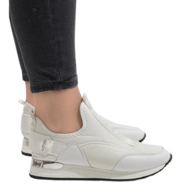 Hvide Lycra sneakers R-403
