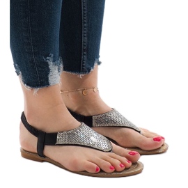 Sorte sandaler dekoreret med JN1359-2