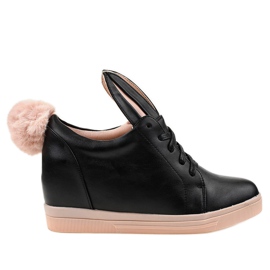 Sorte sneakers på kilekaninerne H6210