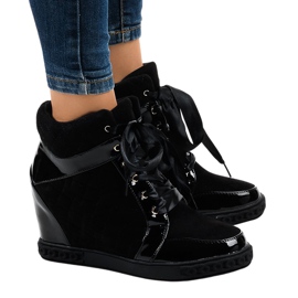Moderigtige sorte kile sneakers KLS-109-3
