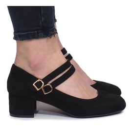 Sorte pumps på Tamara stolpen