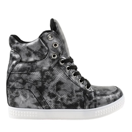 Sorte sneakers med snørebånd ON001