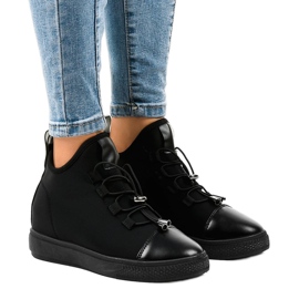 Sorte isolerede sneakers højt på kilen XY-35