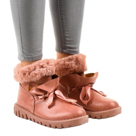 Isolerede lyserøde sneakers med lynlås 428-6
