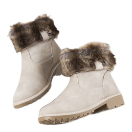 Beige isolerede støvler med pels A6305