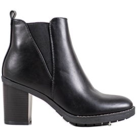 Ideal Shoes Behagelige støvler sort