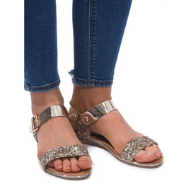 Sandaler dekoreret med TP-7 Gold Glitter gylden