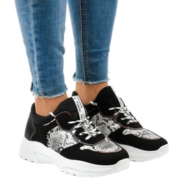 Sorte sneakers i YL-8 snake-stil