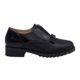 Sorte slip-on sko med X528 nitter