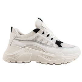 SHELOVET Stilfulde sneakers hvid