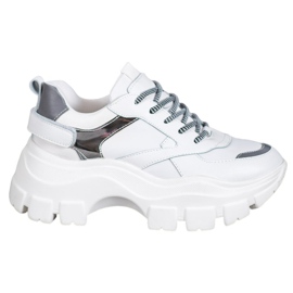 Weide Hvide sneakers på platformen