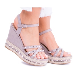 SEA Kvinders grå sandaler på en kile Amare Studs