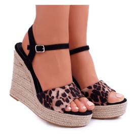 Kvinders sandaler på en hælkile Leopard Girenn brun