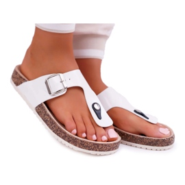 SEA Kvinders hjemmesko Flip-flops på sortlakeret hvid palet