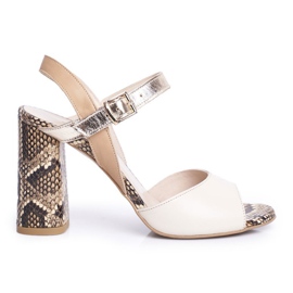 Sandaler på en bar Laura Messi 2136 Beige Altres