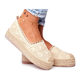 FRJ Kvinders blonde Espadrilles på en beige folkelig platform