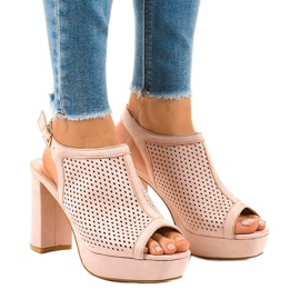 Beige sandaler med hæl 9R82
