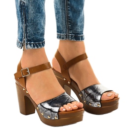 Sorte højhælede sandaler 150-615