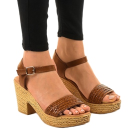 Brune højhælede sandaler 150-614